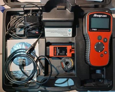 Snap-On Tire Pressure Sensor System Tool TPMS3 Set W/Case - Image 1 of 4