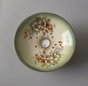 Antique Victorian handpainted ceramic berry bowl with handles. 7.25 ins W - Picture 1 of 8