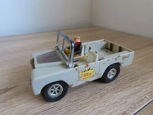 Vintage Battery Operated Plastic Farm Land Rover Toy, Hong Kong, KO Corgi Driver - Picture 1 of 9