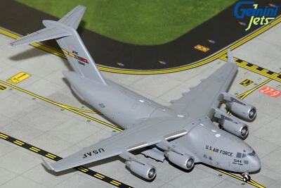 GeminiJets 1:400 US Air Force C-17 Globemaster III March ARB GMUSA148 EN STOCK Foto 1 de 2