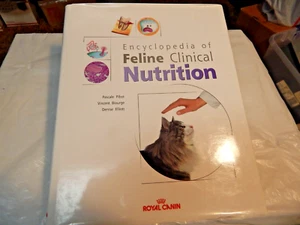 ROYAL CANIN Encyclopedia of Feline Clinical Nutrition Hardcover - Imagen 1 de 6