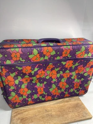 Flower Power 行李箱 60 年代复古紫色帆布波西米亚嬉皮 20 英寸 x 13.5 英寸 — 第 1/4 张图片