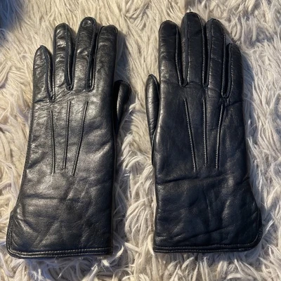 Vintage black leather rabbit fur lined gloves - Image 1 of 4