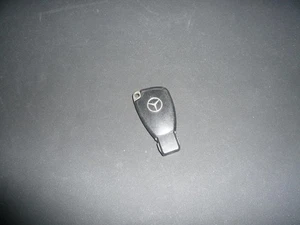 Mercedes-Benz W211 Smart Key Used, battery included WW2 - Picture 1 of 4