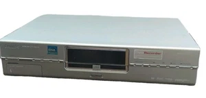 Philips DVDR 880 Lettore/Registratore HDD e DVD con cavo di alimentazione, senza telecomando - Foto 1 di 8