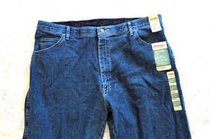 Wrangler Herren 42 x 30 Relaxed Fit Komfort Flex Bund Performance Serie Jeans - Bild 1 von 11