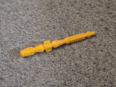 Transformers 2004 ENERGON OMEGA SUPREME Class Part YELLOW MISSILE x1 One - Image 1 of 2