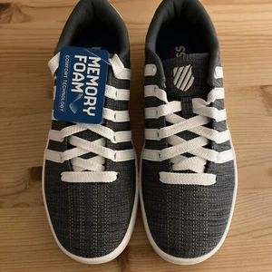 K-Swiss Court Pro II T CMF Men's 7.5 Grey Casual Shoes Memory Foam Brand New - Picture 1 of 7