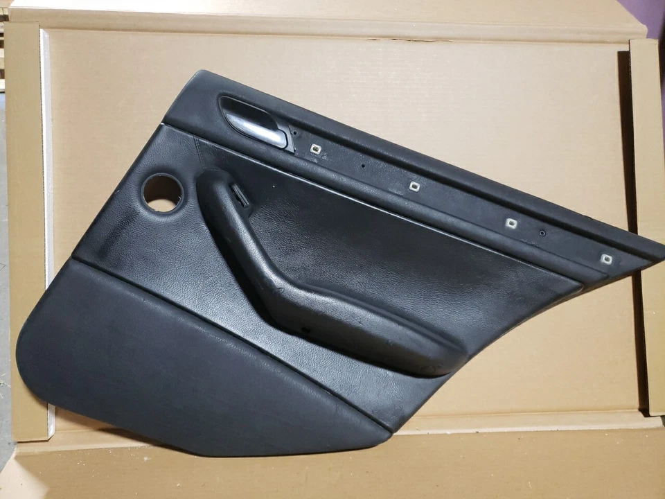 Оригинальная отделочная панель для правой задней пассажирской двери 1997-2006 E46 330i BMW 330XI #63CN - Изображение 1 из 4