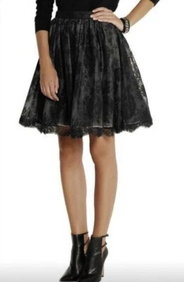 ALICE +OLIVIA WOMENS “CHIARA” FULL LACED SKIRT, size  6 - Image 1 of 4