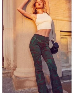 Free People Penny Pull on Flares Camo-33-$98-A703 - Picture 1 of 2