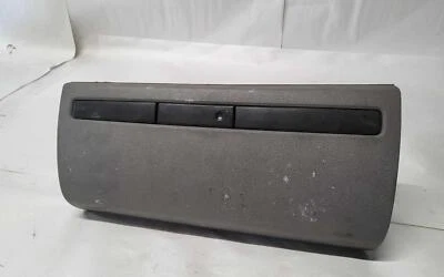 Glove Box GMC SIERRA 3500 09 10 11 12 13 14 - Imagem 1 de 4