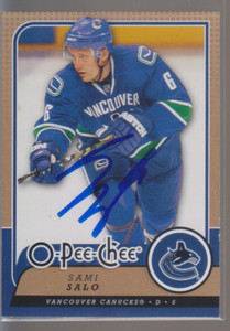 Autographed 08/09 OPC Sami Salo - Canucks