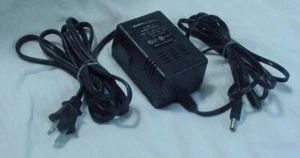 Fuente de alimentación Boston Acoustics modelo DK1201A5-1AN 12V 1500mA - Imagen 1 de 1