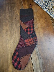 BEAUTIFUL ANTIQUE STYLE VINTAGE 1980s-90s CHRISTMAS PATCHWORK HANGING STOCKING - Picture 1 of 7