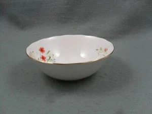 Colclough Carmina bowl. - Picture 1 of 1