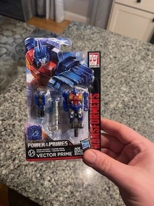 Vector Prime Transformers Power of the Primes 2017 Hasbro Figure NEW SEALED - Picture 1 of 2