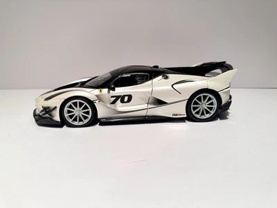 Maisto Ferrari FXX K Evo #70 escala 1:18 coche modelo diecast Foto 1 de 4