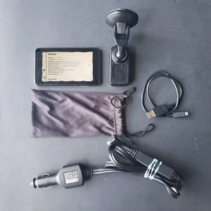 Garmin NUVI 3760 4.3" Portable GPS Navigator Bundle w/ Car Mount & Power Cables - Picture 1 of 3