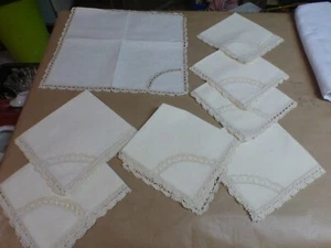 lot de 8 serviettes de table anciennes pourtour en dentelle - Photo 1/3