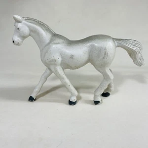 Statuina cavallo bianco plastica araba Funtime 1988 vintage made in China - Foto 1 di 12