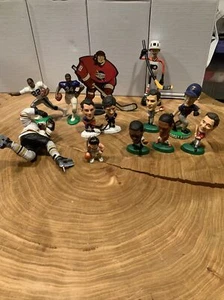 Bolsa grande de una variedad de figuras deportivas alineación inicial cabezas de cartel bdos etc. - Imagen 1 de 6