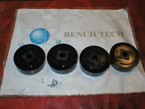 Yamaha Model TSR-5810 4 - Plastic Feet With Hardware - Picture 1 of 2