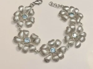 Blue Topaz Flower Bracelet Sterling Silver rrp £185 - Picture 1 of 6