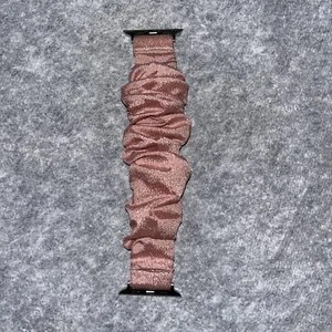 Salmon Scrunchy Apple Watch Band fits 38/40/41 Series 4,5,6,7,8,9 & SE - Picture 1 of 2