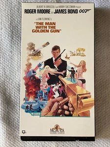 James Bond: The Man With the Golden Gun VHS VF+ Roger Moore is 007 1974/1994 - Imagen 1 de 3