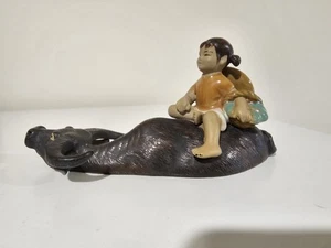 Glazed Pottery Figure Little Girl Sitting On Water Buffalo Chinese Mudmen 15cm - Bild 1 von 6