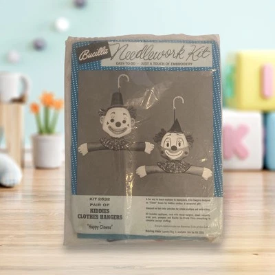 Kit de costura Bucilla de colección perchas para niños payasos felices Foto 1 de 2