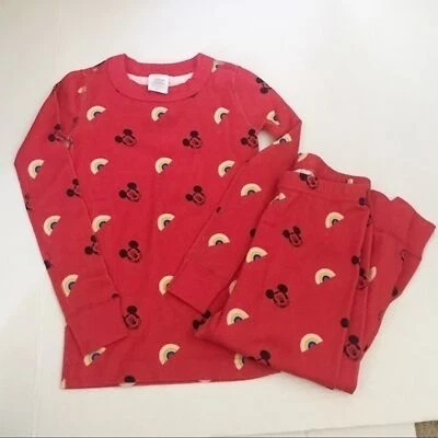 PIJAMA ARCO IRIS HANNA DIFFERENTSON MICKEY MOUSE LEER Foto 1 de 4