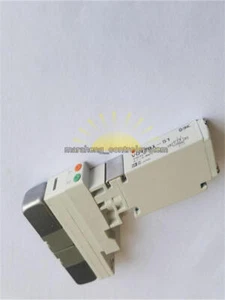 1PCS SMC solenoid valve VQ1201-51 new - Picture 1 of 1