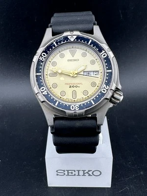 Seiko Professional Men's Gold Dial Date 39mm Quartz Dive Watch 7C43-6A00 - Image 1 of 4