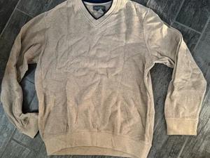 Van Heusen Men's V Neck Beige Sweater Pullover knit long sleeve size Medium - Picture 1 of 3