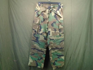 Pantalones militares estadounidenses USMC Goretex clima frío húmedo talla BDU Pequeño Regular 1997 238-D - Imagen 1 de 12
