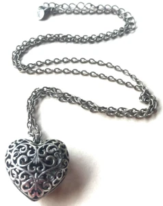 "Collar colgante corazón hinchado 30"" firmado Claire's para mujer" - Imagen 1 de 9