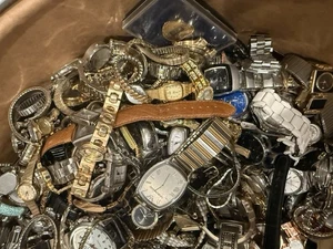 5 Women's Watch Lot - Fashion Quartz Vintage Styles Mixed Brands - Picture 1 of 5