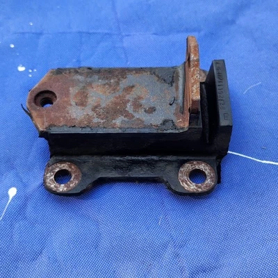 Montaje de motor Buick 1959-1960 OEM #1192125 Lesabre Invicta Electra pieza antigua de GM Foto 1 de 4