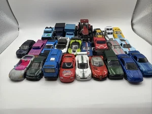 Hot Wheels und andere Druckguss gemischt Jahre gebraucht lose - 25 Stück - Bild 1 von 14