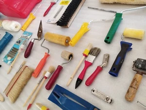 XXL Malerwerkzeuge Konvolut Maler Tapezierwerkzeug Zubehör Farbroller Pinsel - Bild 1 von 15