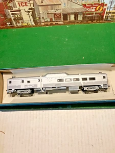 ESCALA HO ATHEARN NEW HAVEN RDC BUDD RAILWAY OFICINA DE CORREOS MANIQUÍ COCHE DE CORREO EE. UU. - Imagen 1 de 3