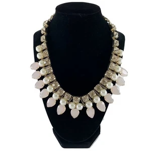 CHICO'S Grobe Kette Kristall Statement Latz Halskette mit rosa Ovalen und Perlen - Bild 1 von 9