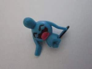 WYNAUT POKEMON RL 2007 GUMBALL PVC FIGUR R/L MIT MINIFIGUR CHINA 1" - Bild 1 von 3