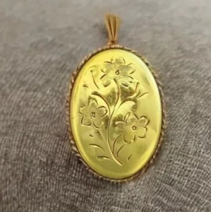 Medallón con imagen vintage oro 9ct 4,4 gramos apertura con bisagras grabado 4 x 2,3 cm - Imagen 1 de 2