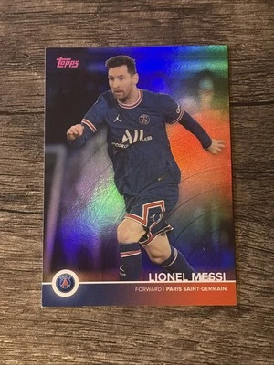 Lionel Messi Topps PSG  2021-22 Paris Saint-Germain #18 Refractor /150 PSG GOAT - Image 1 of 4