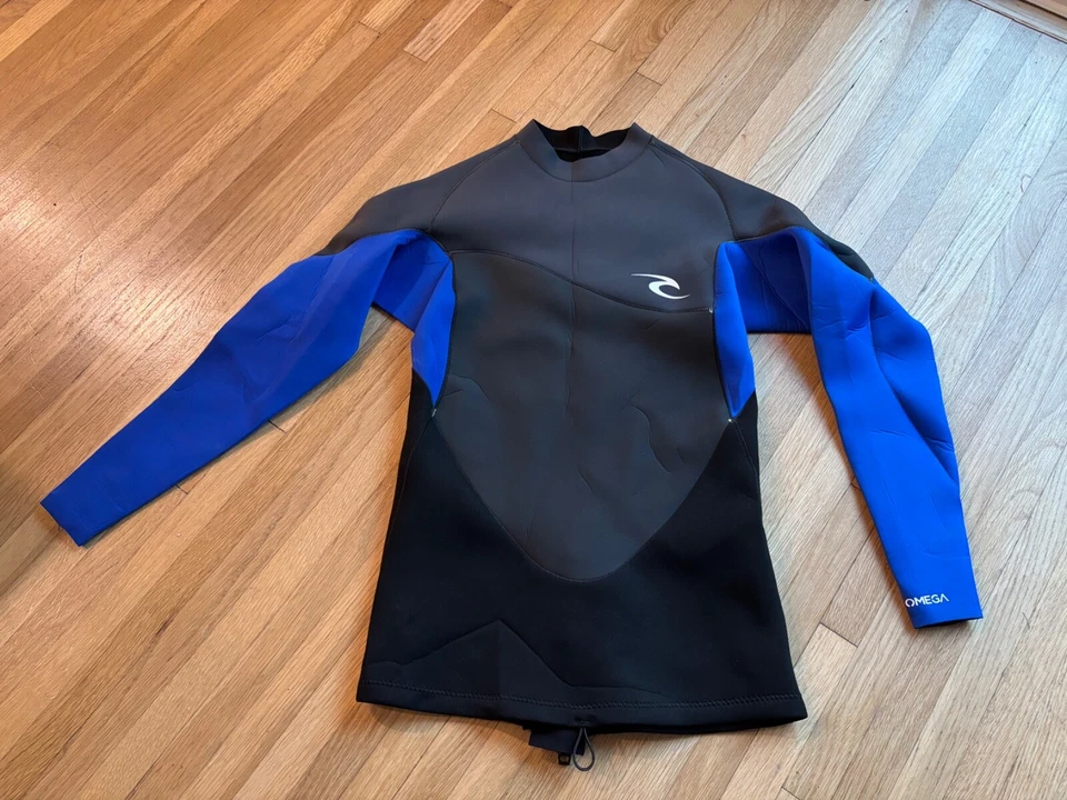 Rip Curl Omega 1.5mm Size M Wetsuit Jacket good condition  - Image 1 of 4