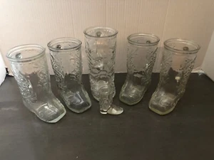 Set Western Style Stiefelbecher 4 passende 6 Zoll hoch 1 6,5 Zoll 1 Schnapsglas - Bild 1 von 10