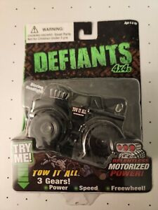 Defiants 4x4  "TOW IT ALL" Battery Powered Truck . Stompers RoughRiders